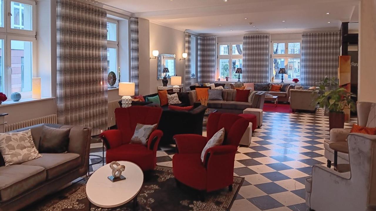 Sorat Hotel Chociebuż Zewnętrze zdjęcie