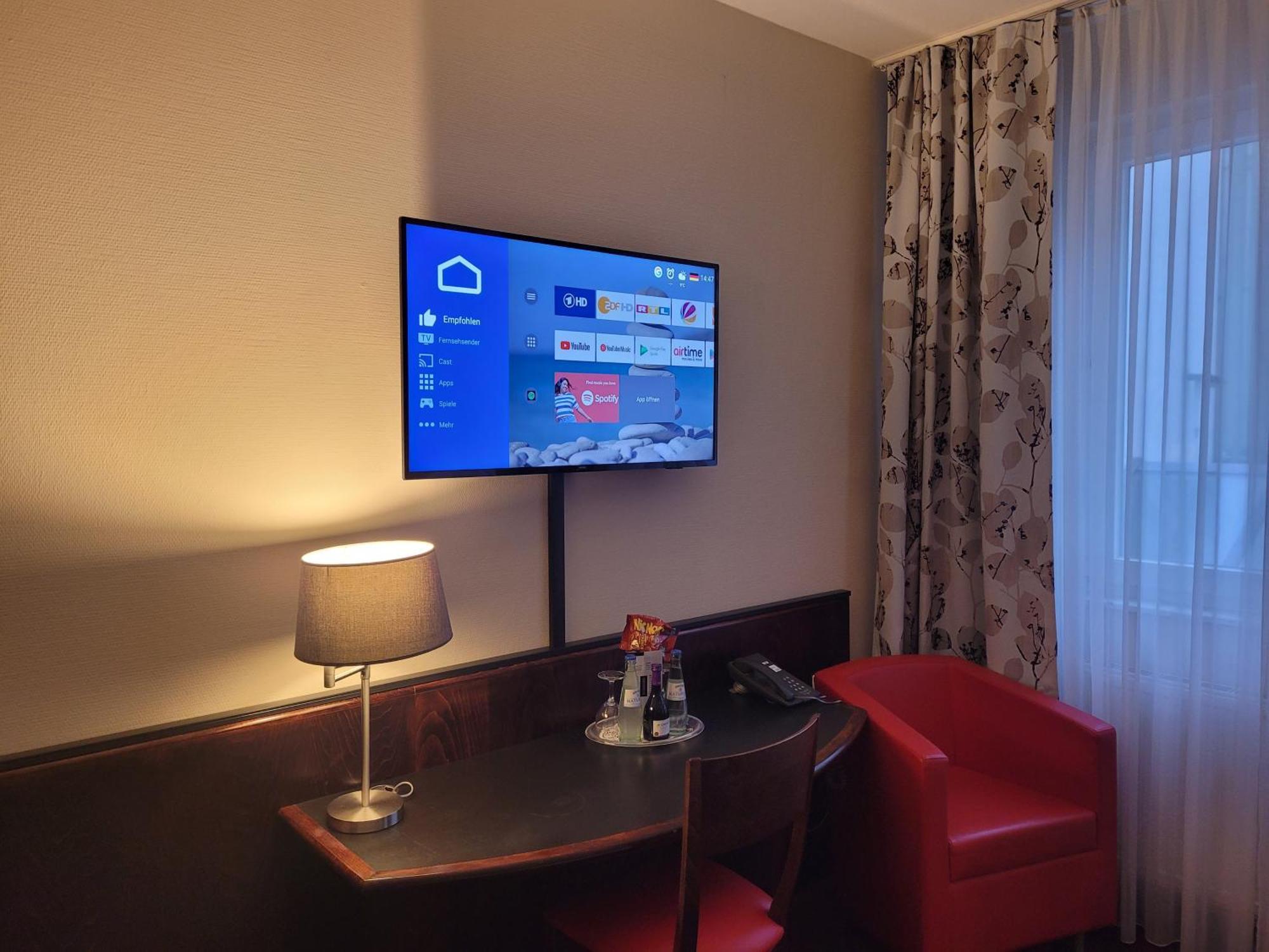 Sorat Hotel Chociebuż Zewnętrze zdjęcie