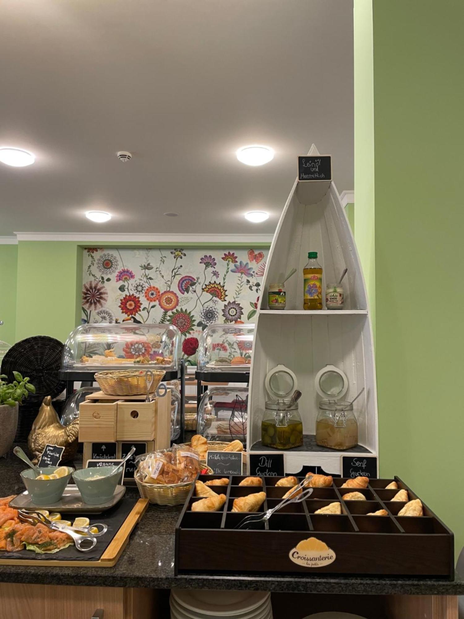 Sorat Hotel Chociebuż Zewnętrze zdjęcie