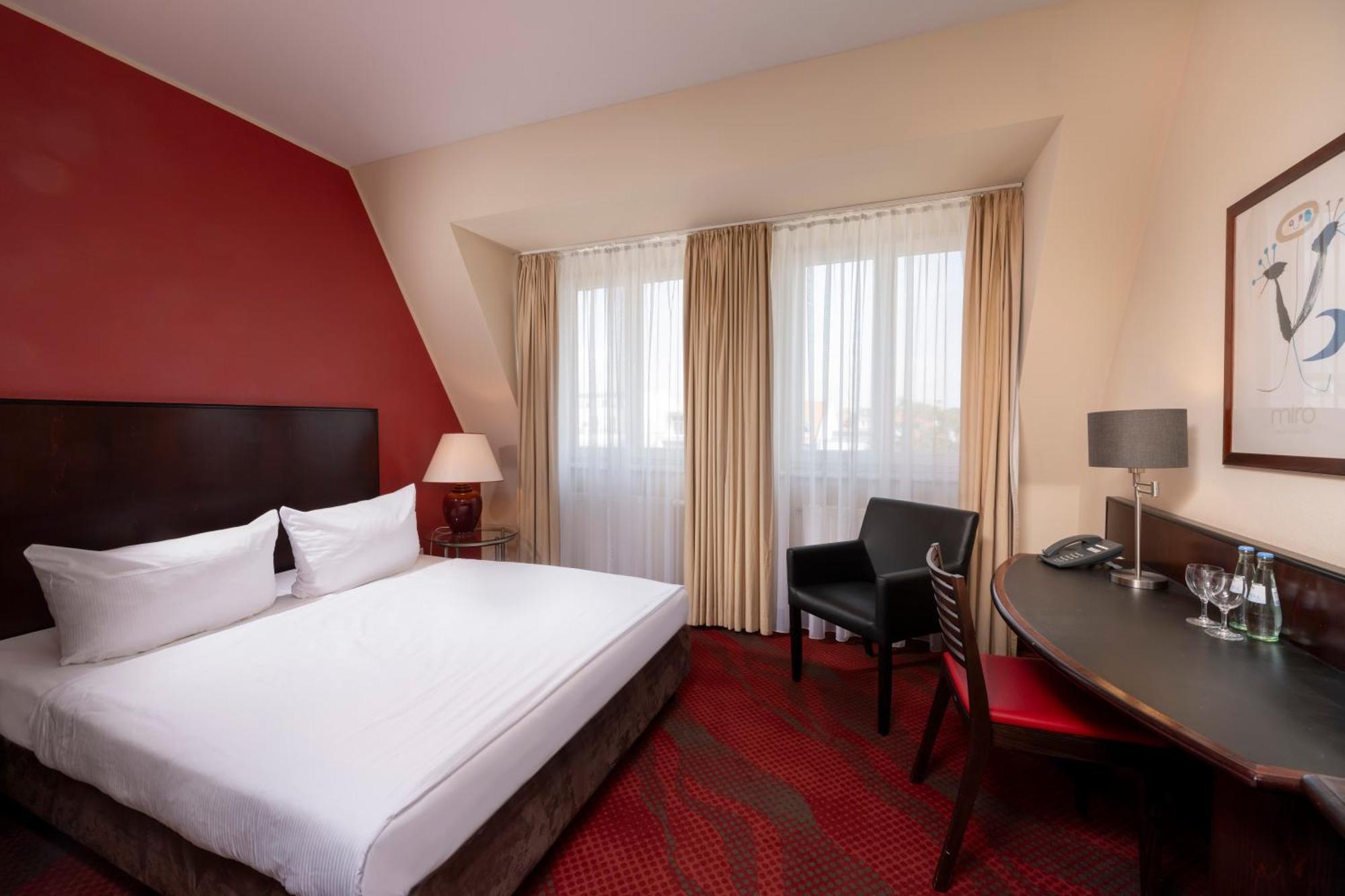 Sorat Hotel Chociebuż Zewnętrze zdjęcie