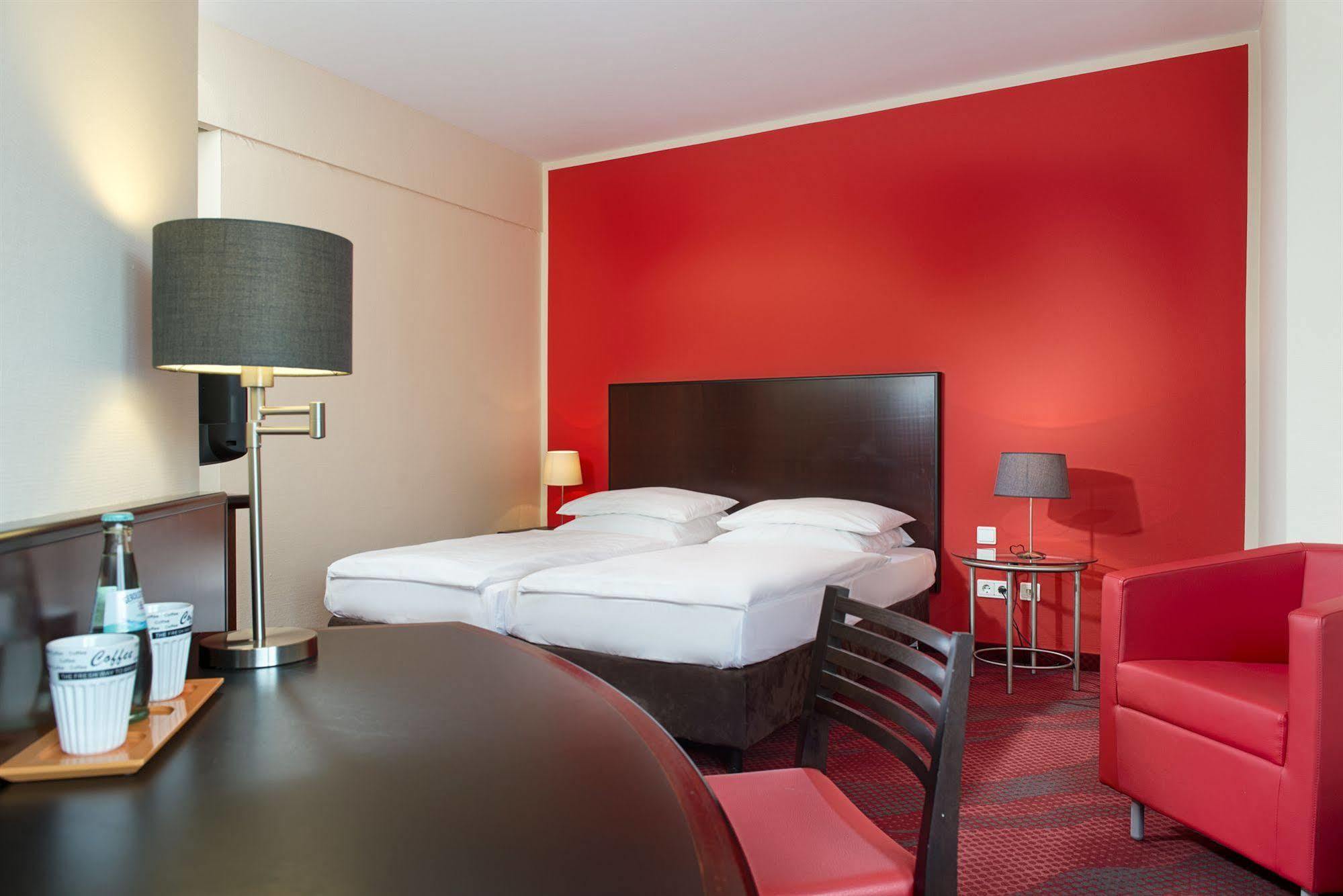 Sorat Hotel Chociebuż Pokój zdjęcie